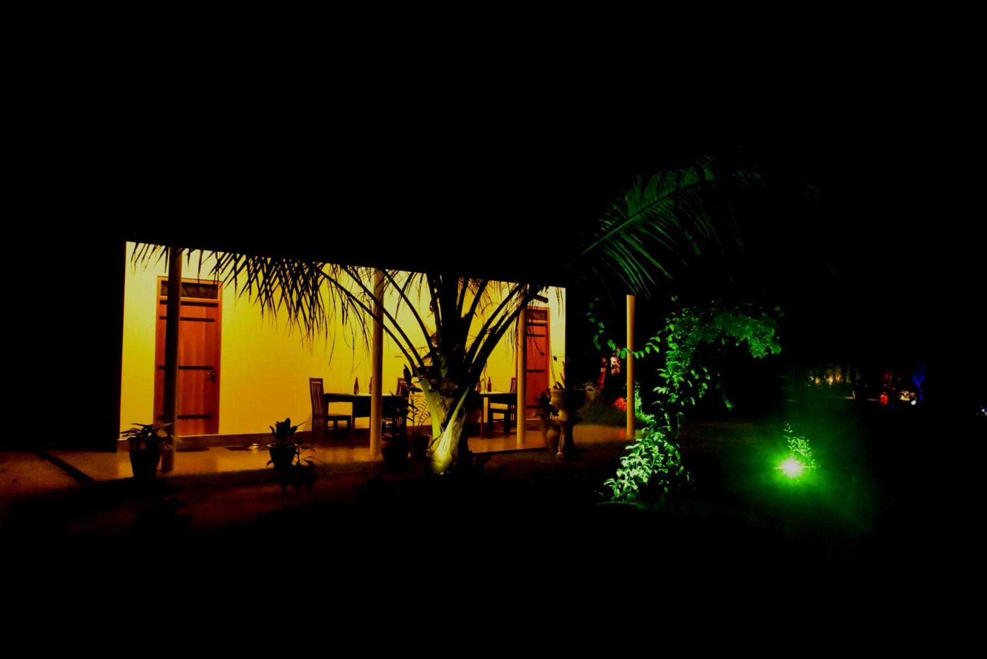 Lake Forest Lodge อุดาวาลาเว ภายนอก รูปภาพ