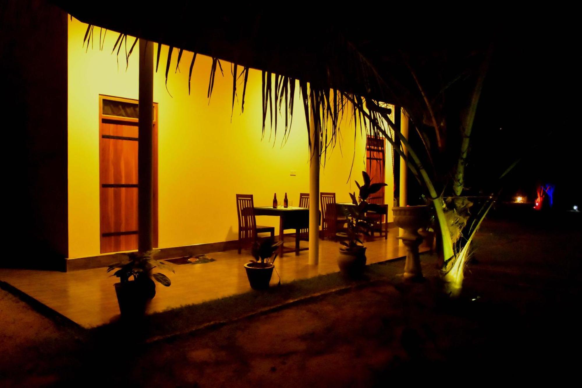 Lake Forest Lodge อุดาวาลาเว ภายนอก รูปภาพ