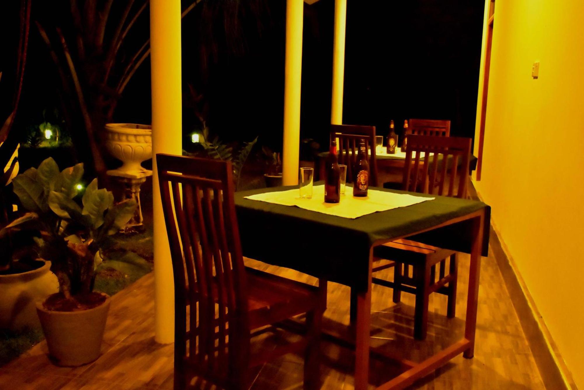 Lake Forest Lodge อุดาวาลาเว ภายนอก รูปภาพ