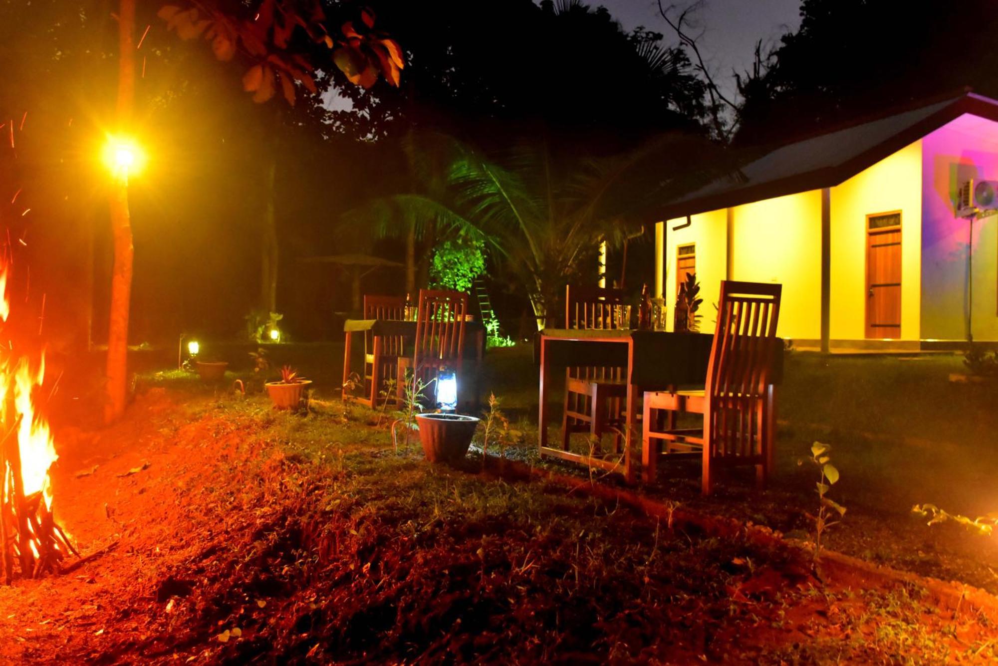Lake Forest Lodge อุดาวาลาเว ภายนอก รูปภาพ